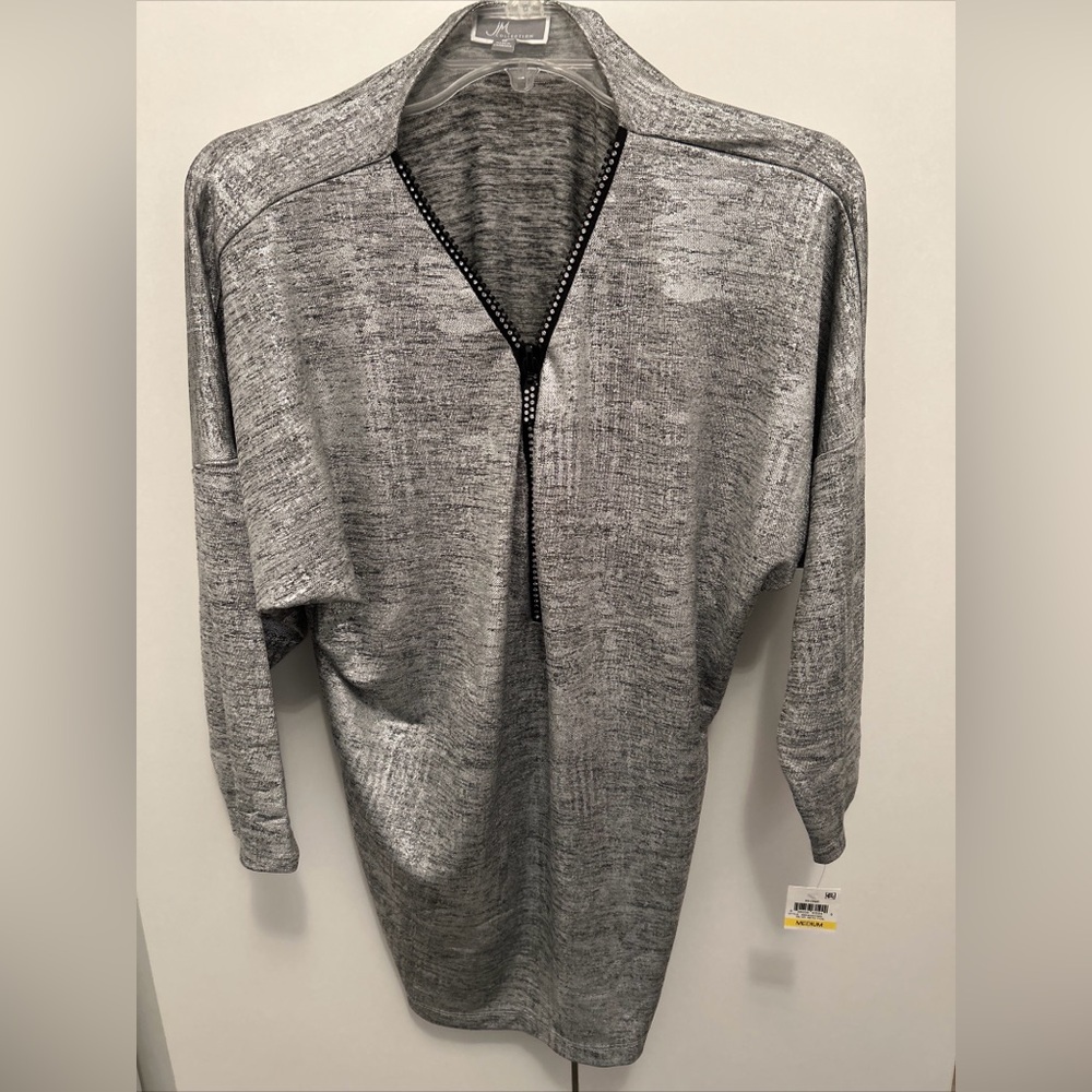 NEW WITH TAGS! Women’s Metallic Silver Tunic Top with Rhinestone Zipper